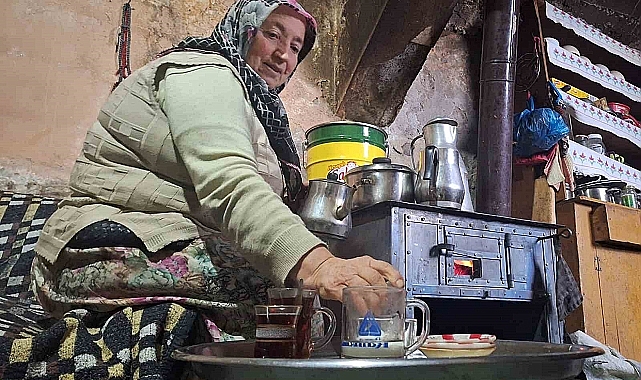 6 yıl evli kaldı, eşinin vefatıyla baba evinde bir ömür geçirdi