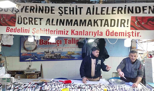 Balıkçıdan örnek davranış: Şehit ailelerine ücretsiz balık