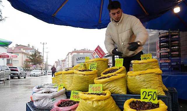 Kilosu 300 lirayı bulan kestaneye rağbet az