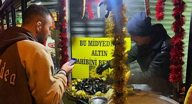 Midyenin içerisindeki altın, talihlisini buldu