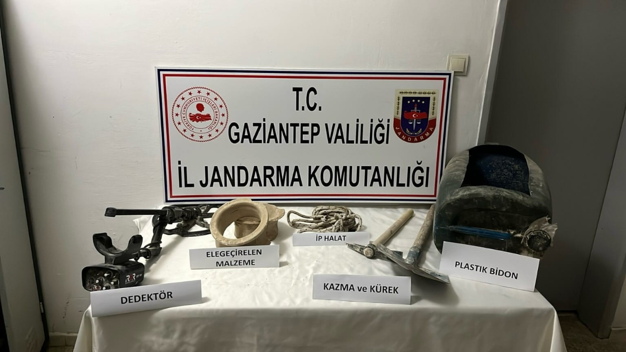 Kaçak kazı yapan 2 şahıs suçüstü yakalandı