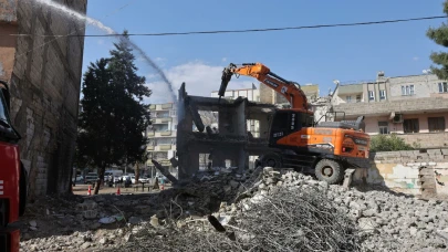 59 YAPI YIKILARAK 25 METRE GENİŞLİĞİNDE YOL AÇILACAK