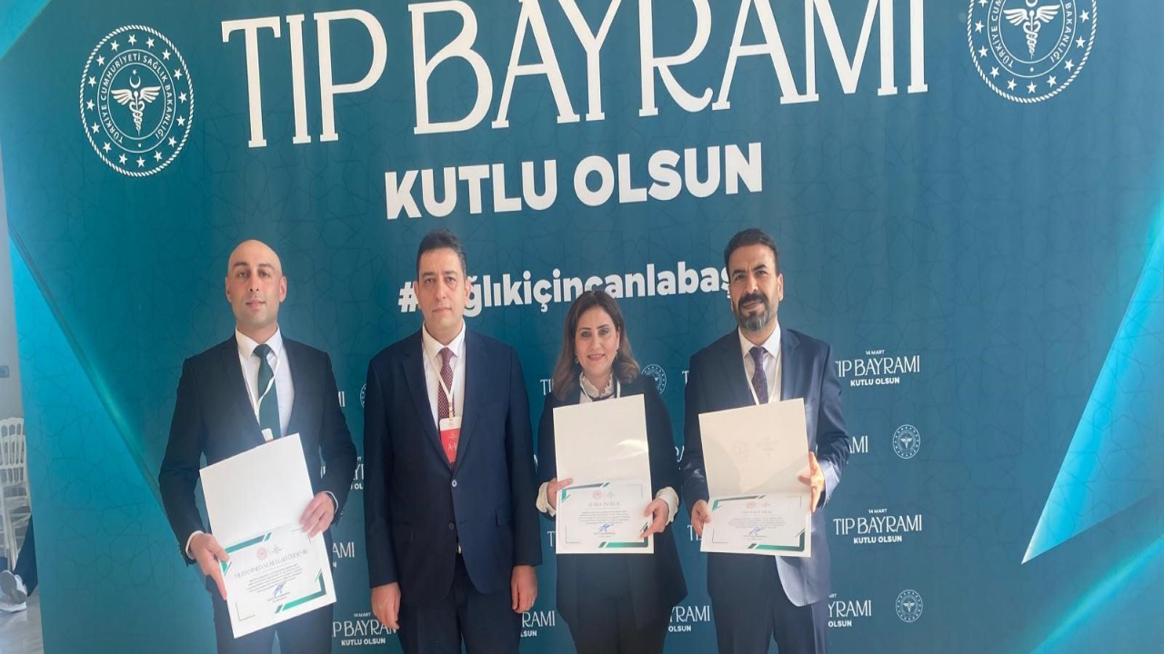 Şanlıurfa'nın başarılı sağlıkçıları onurlandırıldı