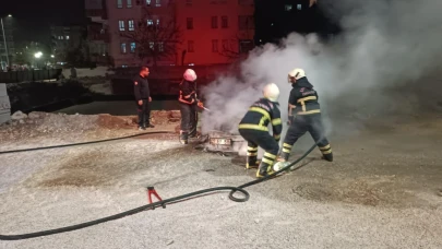 Urfa’da araç  yangını ekipleri harekete geçirdi