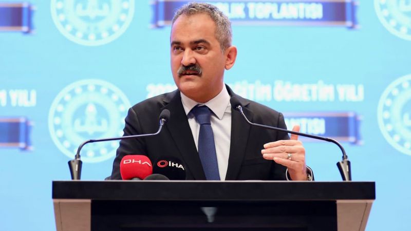 Bakan Özer: '700 milyonluk yatırıma start veriyoruz'