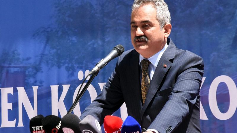 Bakan Özer'den öğretmenlere mutlu haber