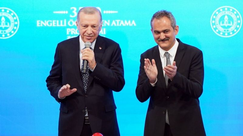 Cumhurbaşkanı Erdoğan'dan engelli öğretmenlere müjde