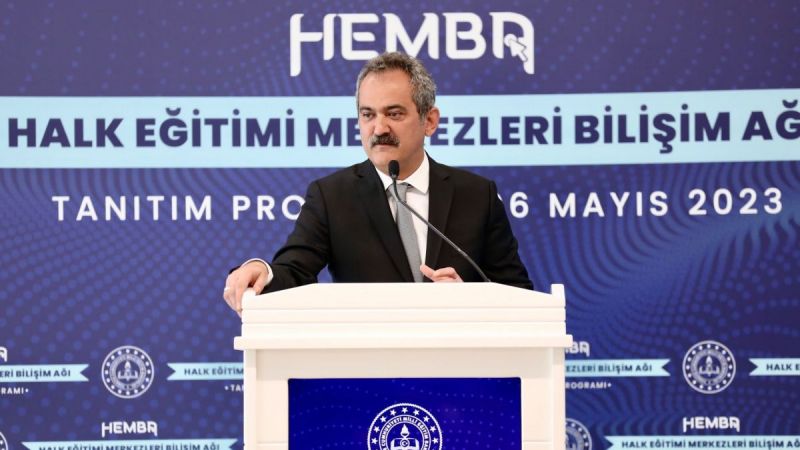 Bakan Özer Türkçe dijital platform erişimi için gün verdi