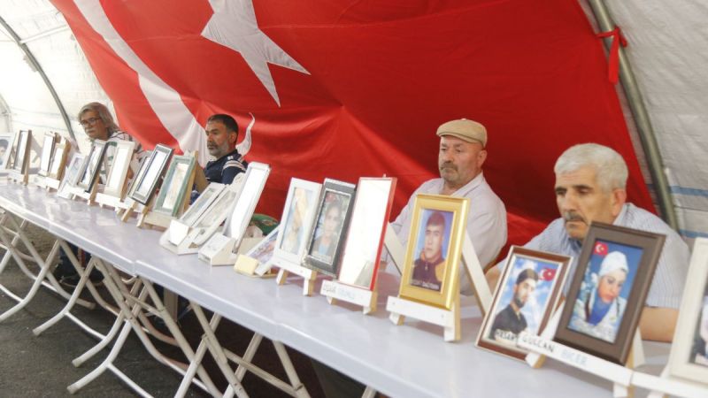 HDP ve PKK mağduru babalar Babalar Günü'nü buruk geçiriyor