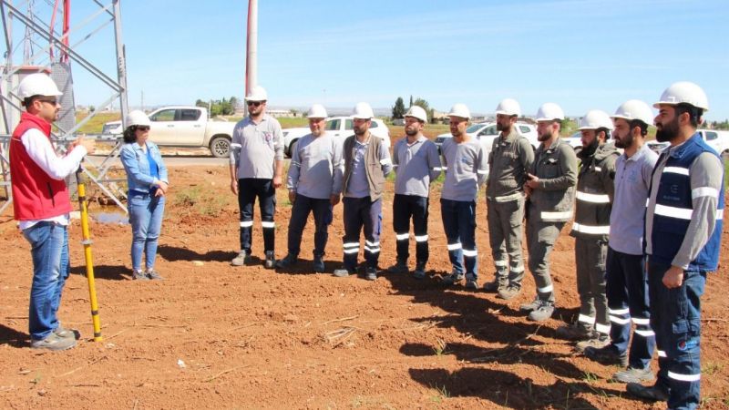 Elektrik çalışanlarına sahada İSG eğitimi