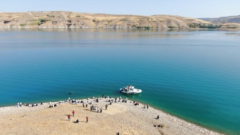 Balık tutkusu okul müdürünün canına mal oldu