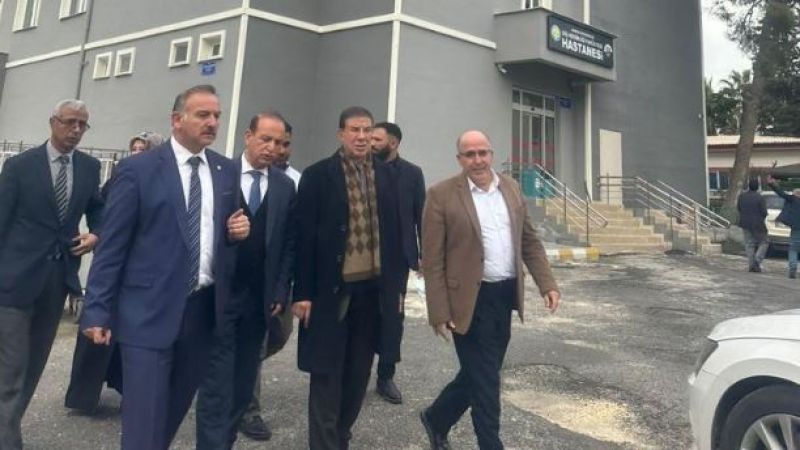 Rektör sağlıktaki sıkıntılara neşter attı