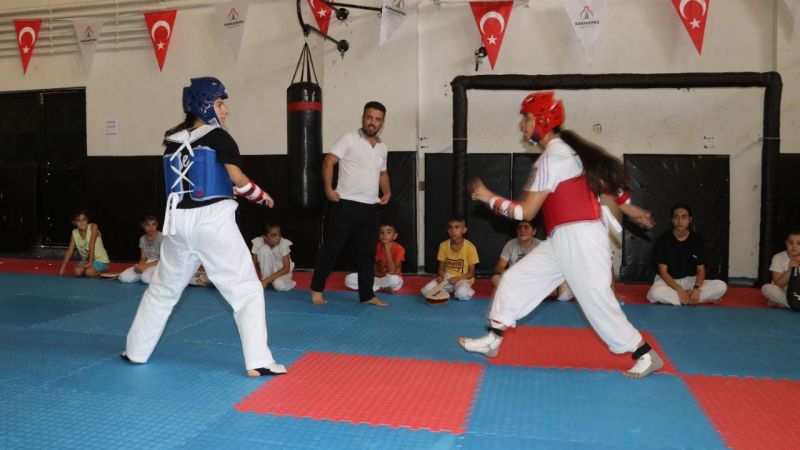 Çocuklar zamanını sporla değerlendiriyor