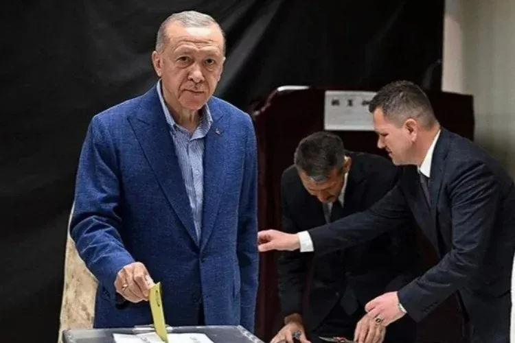 Cumhurbaşkanı Recep Tayyip Erdoğan, oyunu kullandı