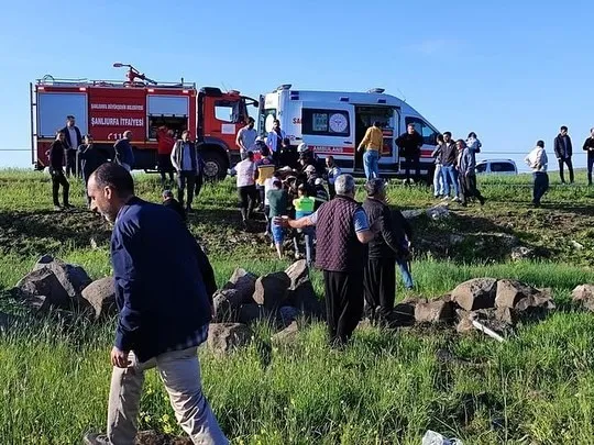 Urfa’da bir kaza haberi daha: 1 ölü,5 yaralı 