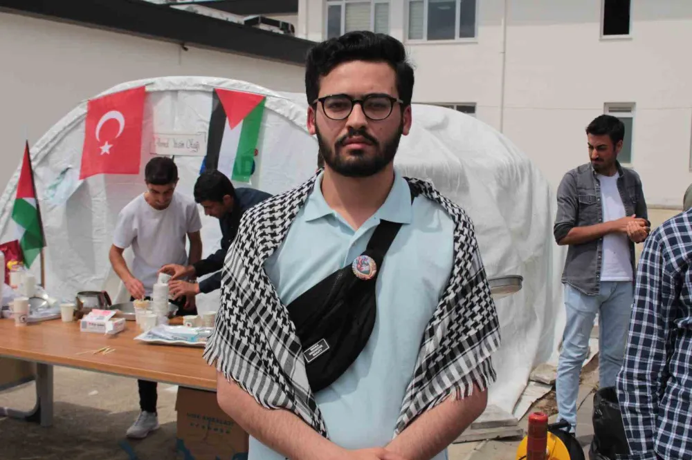 öğrenciler Gazze’ye destek için çadır nöbeti başlattı