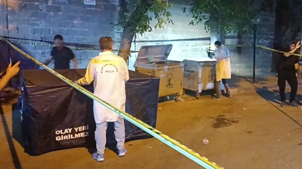 Çuvalla çöp konteynerine atılmış kadın cesedi bulundu